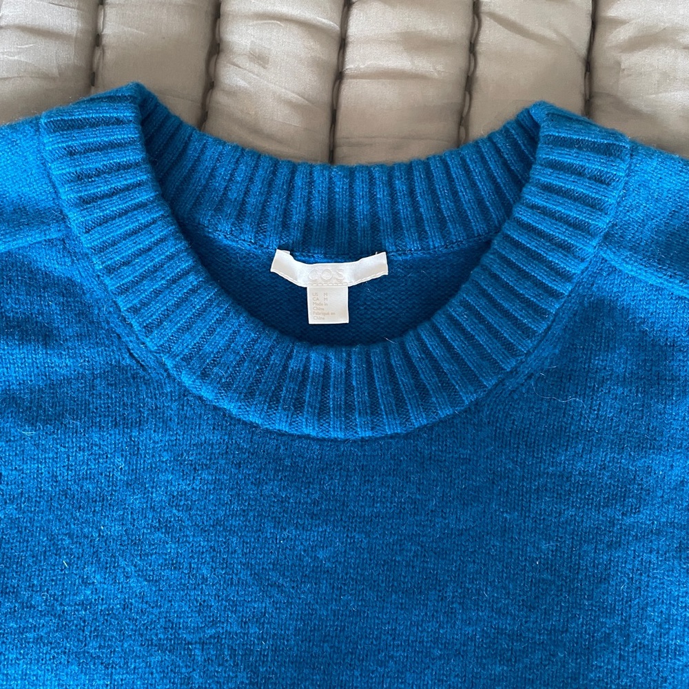 COS Ladies 100% Cashmere Sweater  ***New *** with tags
